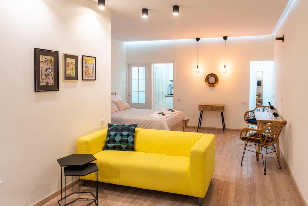 Happy House Διαμέρισμα Βελιγράδι Εξωτερικό φωτογραφία